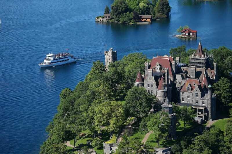 From Ivy Lea: 1000 Islands Boldt Castle Scenic Cruise - Landmarks you can look for, and what makes them special from the water