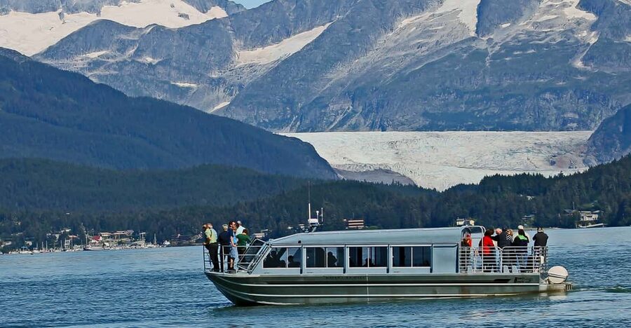From Juneau: Whale Watching Cruise with Snacks - Getting to Auke Bay: the Juneau transfer is part of the experience