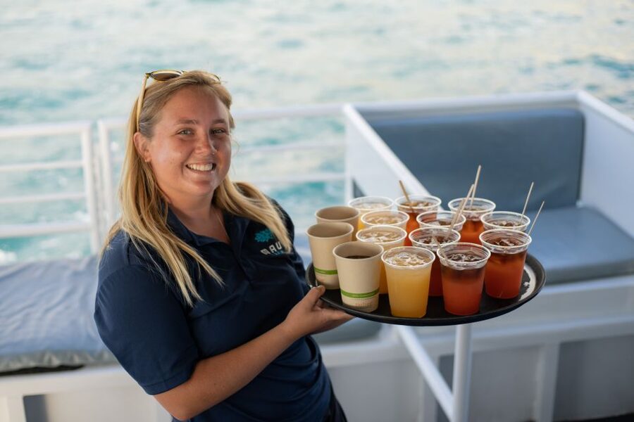 From Ma'alaea: Sunset Dinner Cruise Aboard the Quicksilver - Entering The Cruise: Boss Frog’s, Parking, and Getting Seats