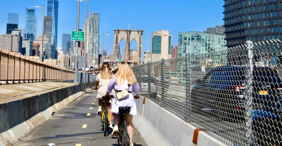 From Manhattan: 2-Hour Brooklyn Bridge Bike Tour - Jane’s Carousel and Plymouth Church: small stops that change the mood