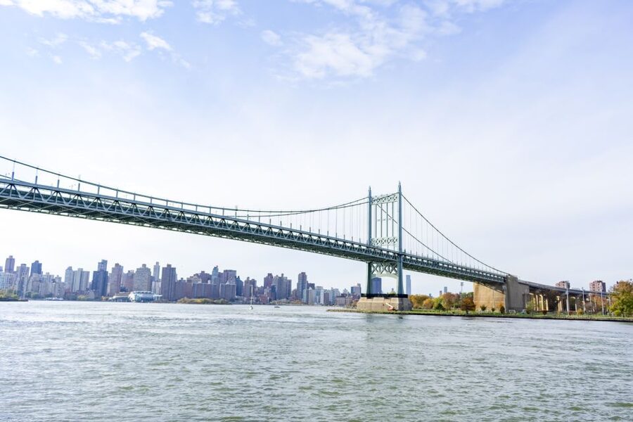 From Manhattan: Bronx, Queens and Brooklyn Half-Day Tour - Starting the Day: From Grand Central to Upper East Side to Spanish Harlem