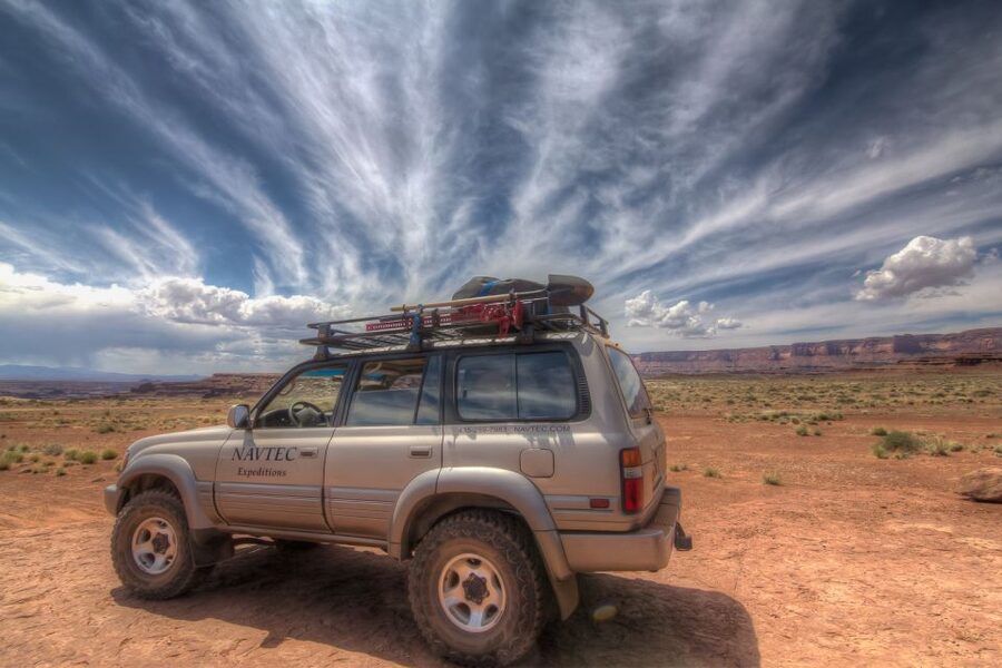 From Moab: Full-Day Canyonlands and Arches 4x4 Driving Tour - Rock art stop and the White Rim Road to Musselman Arch