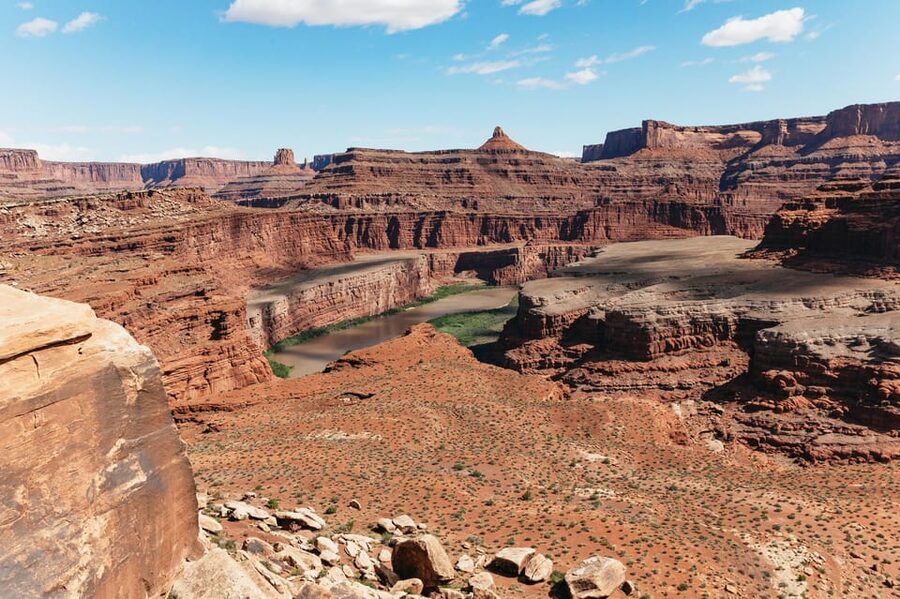 From Moab: Sky District Canyonlands National Park 4x4 Tour - Island in the Sky by 4x4: the big reason to go
