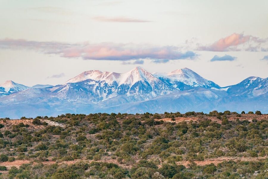 From Moab: Sky District Canyonlands National Park 4x4 Tour - Fossil Point and Musselman Arch: what to watch for at each stop