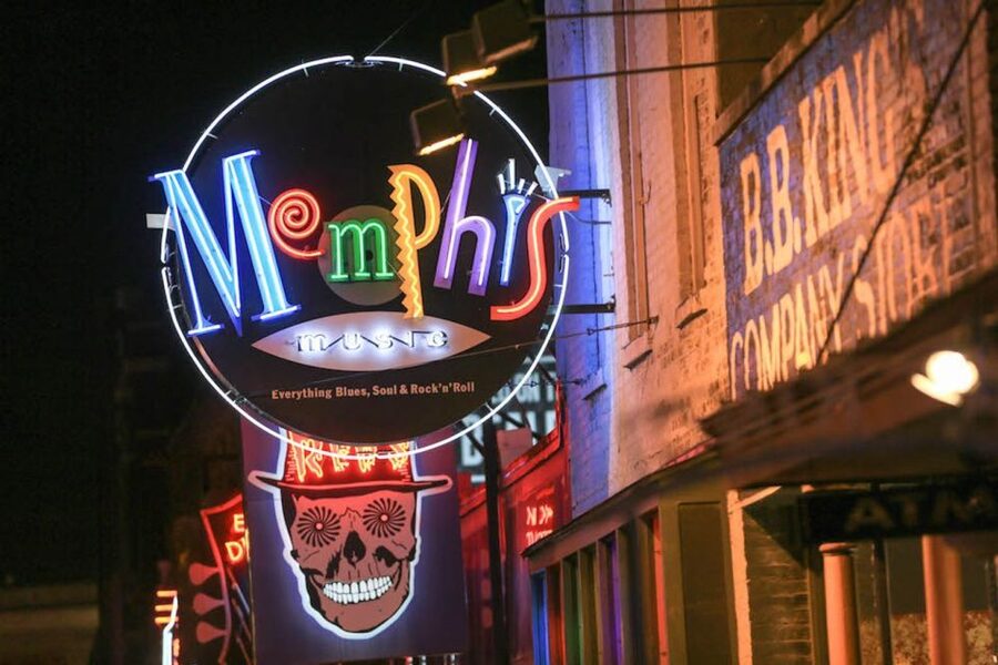 From Nashville: Memphis Tour with Graceland VIP Access - A tight plan for a faraway day: Nashville to Memphis in one go