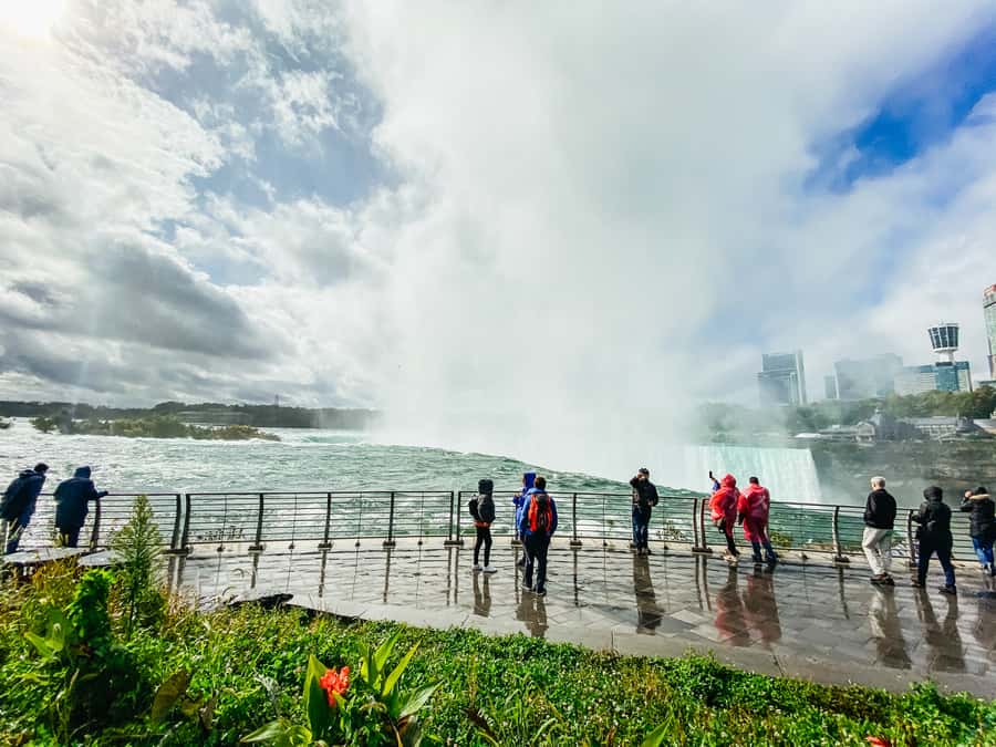 From NYC: 1-Day Niagara Falls Tour - The late-night NYC rhythm and morning start you should plan for