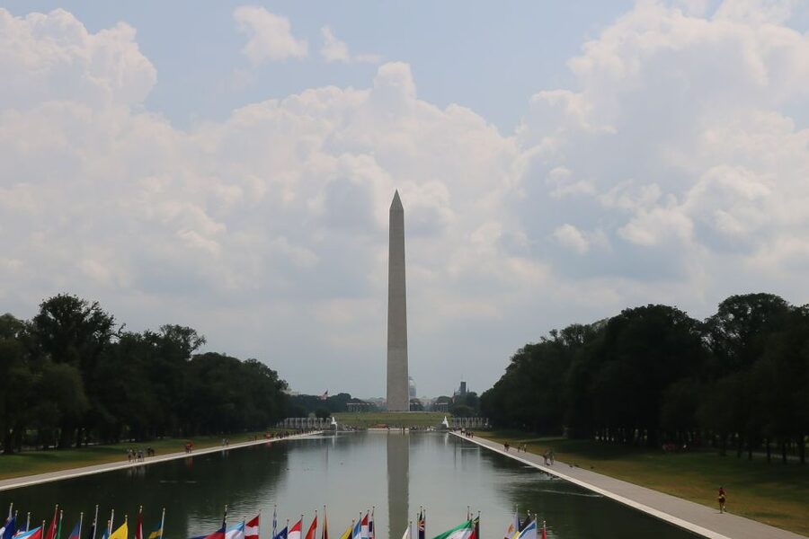 From NYC: Guided Day Trip to Washington DC by Van or Bus - The White House gardens: the biggest photo stop with limited time