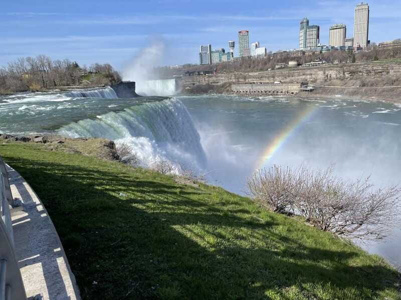 From NYC: Guided Niagara Falls Full-Day Trip - Buffalo break for food and stretching your legs