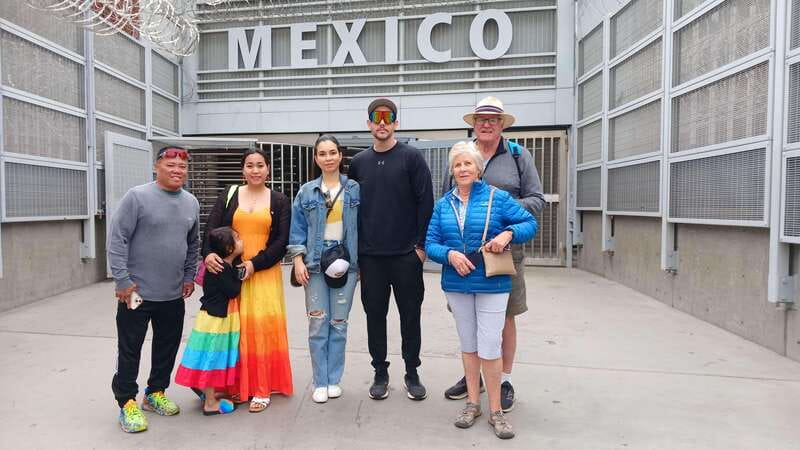 From San Diego: Tijuana Guided Day Trip with Lunch - San Diego to Tijuana: crossing the border without turning it into a chore