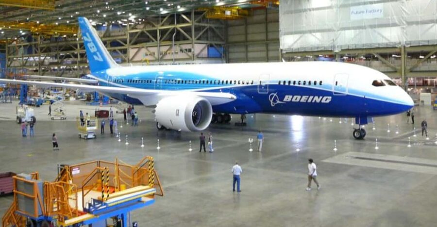 From Seattle: Boeing Factory and Future of Flight Tour - Hyatt Regency to Everett: Why the Seattle pickup works
