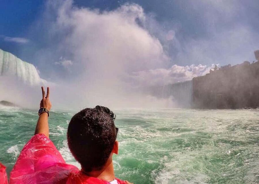From Toronto: Niagara Falls Tour with Cruise & Maple Tasting - Getting There from Toronto: 8:30am Departure and a Coach Built for Long Hours