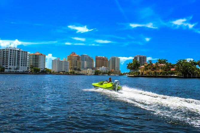 Ft. Lauderdale Mini Powerboat Rental. Canal, Yacht, Mansion Tour - Freedom to Set Your Own Pace, Without Feeling Lost