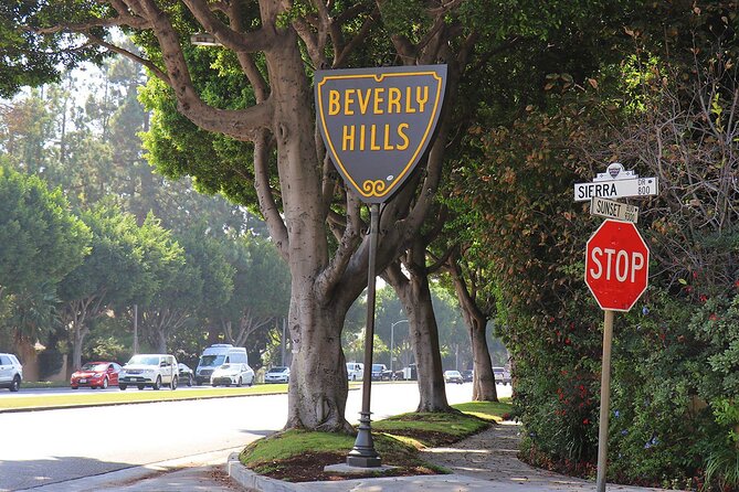 Full-Day LA Tour: Santa Monica, Hollywood and Beverly Hills - Griffith Observatory for the Hollywood Sign and Downtown views