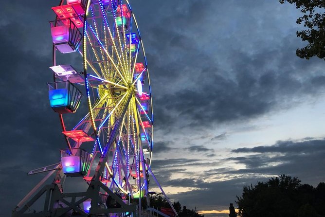 Fun Spot America Atlanta - Mini-golf across three levels, plus VR golfing as an extra