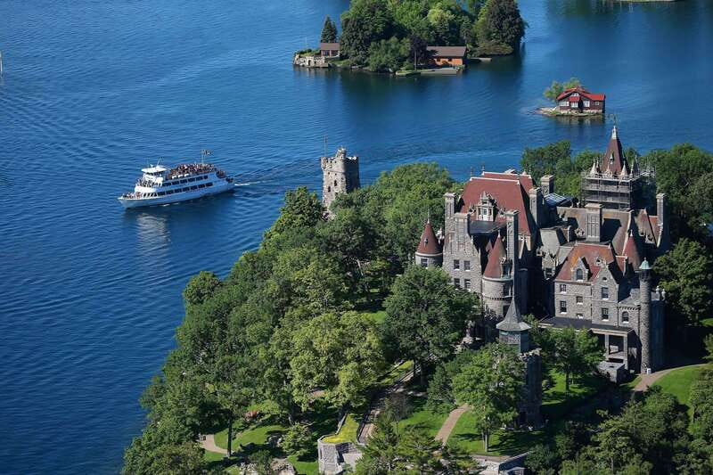 Gananoque: 1000 Islands Cruise & Optional Boldt Castle Entry - Gananoque to the 1000 Islands: why this cruise works