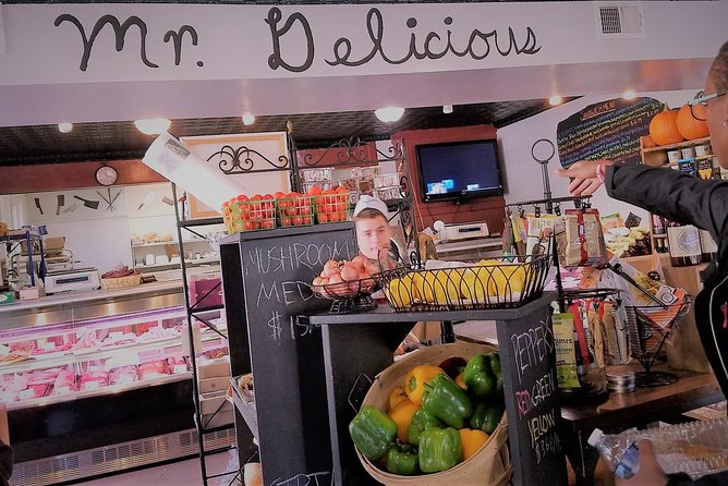 Georgetown Foodie Culinary Tour & Neighborhood Walk - How the pace works: short walks, frequent bites
