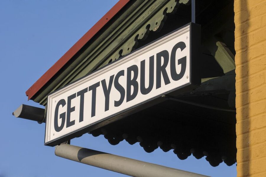 Gettysburg: Licensed Guided Battlefield Horseback Tour - Horses, safety, and what the support team does right