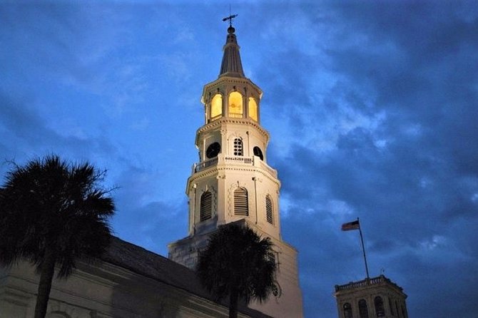 Ghosts of Charleston Night-Time Walking Tour with Unitarian Church Graveyard - Guides Make the Difference, and You Can Feel That Fast