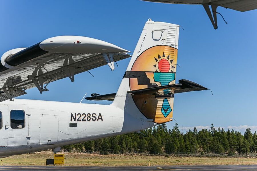 Grand Canyon Village: Grand Canyon South Rim Airplane Tour - What the Headsets Do, Multilingual Narration That Keeps Up
