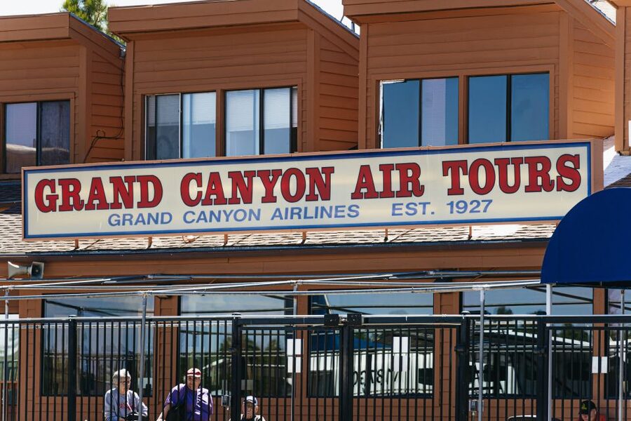 Grand Canyon Village: Grand Canyon South Rim Airplane Tour - Windows, Photography, and the Reality of Plane Equipment