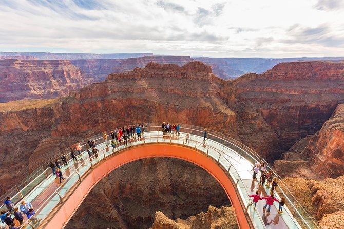 Grand Canyon West, Hoover Dam Stop, Breakfast, Lunch & Skywalk - First, know how the timing and pickups work from Las Vegas