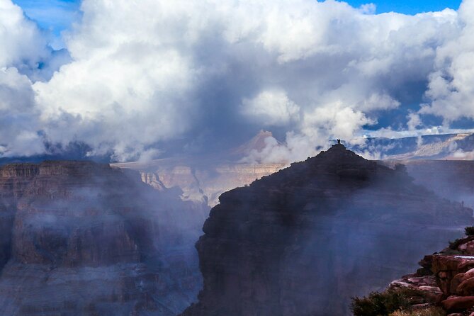 Grand Canyon West & Hoover Dam Tour With Breakfast At IHOP - Why Grand Canyon West Rim fits a one-day plan