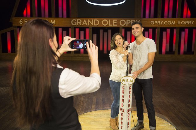 Grand Ole Opry House Guided Backstage Tour in Nashville - The wooden circle moment, and what affects whether you get it