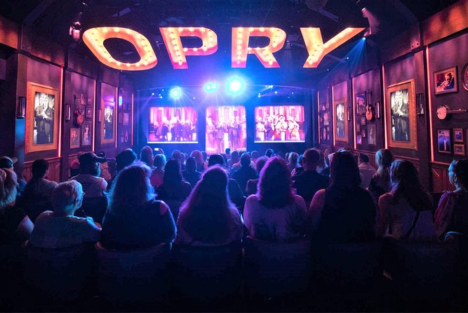 Grand Ole Opry House Guided Backstage Tour in Nashville - Starting in the Circle Room theater with Garth and Trisha