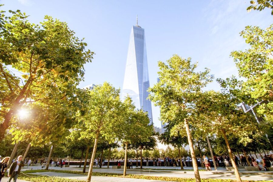 Ground Zero 9/11 Memorial Tour & Optional 9/11 Museum Ticket - A Walking Ground Zero Tour With a Firsthand Connection