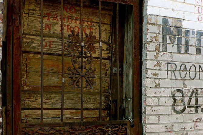Haunted Memphis Walking Ghost Tour - Comfort Tips That Make the Night Walk Actually Enjoyable