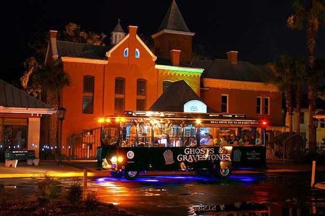 Haunted Trolley Tour of St Augustine - Potter’s Wax Museum: the included ticket stop that keeps it fun