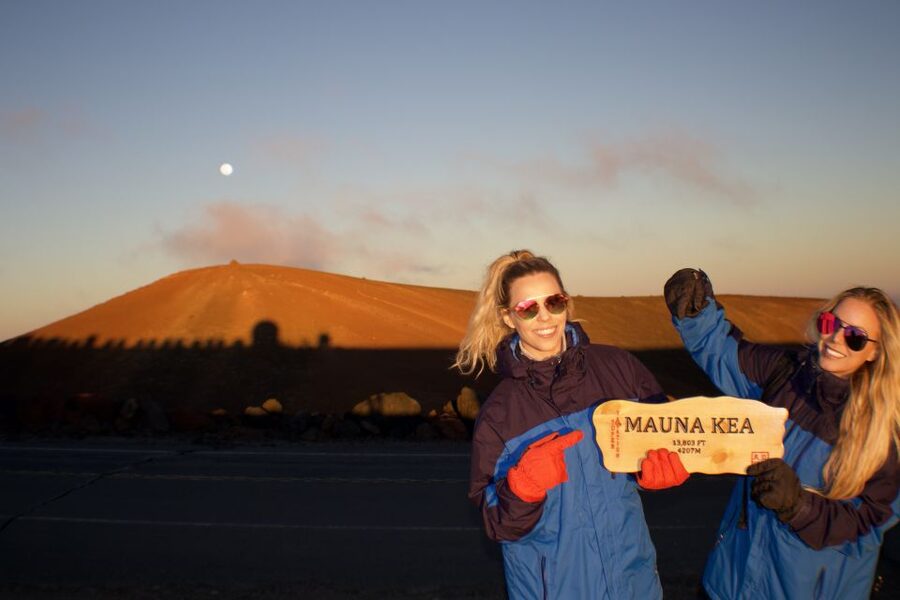 Hawaii’s GOAT Experience: Mauna Kea Summit, Sunset & Stars - Arriving at the Summit: Cold Success, Hot Drinks, and Telescope Territory