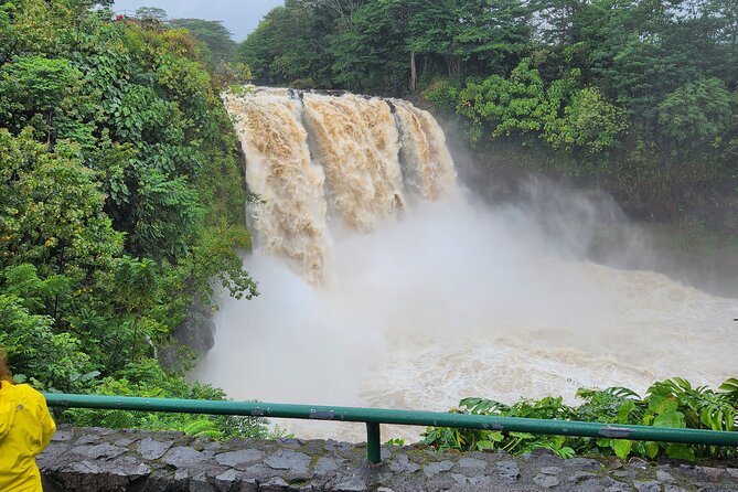 Hawaii Volcanoes, Waterfalls, Beaches & Hilo Highlights Day Tour - A 6 to 7 Hour Hilo Day That Feels Efficient, Not Rushed