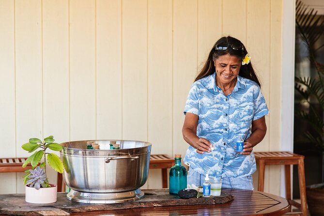 Hawaiian Salt Farm Tour in Kona - Oceanfront Setting and the Story Guides Like Candee and Mari Tell