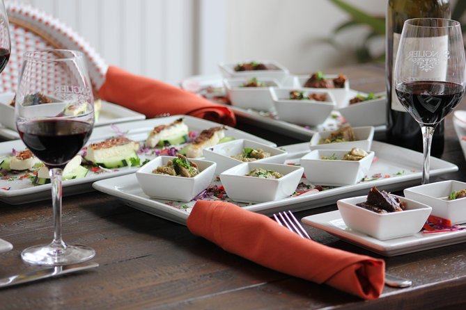 Healdsburg Wine and Food Pairing Guided Walking Tour - Key things that make this tour worth your time
