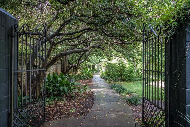 Hidden Alleyways and Historic Sites Small-Group Walking Tour - FAQ