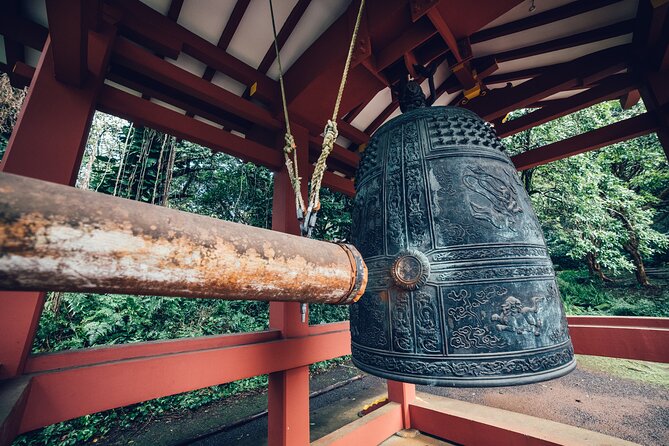 Hidden Gems of Oahu Circle Island Tour with Byodo In Temple - Macadamia tastings, Kualoa’s movie country, and the road toward the North Shore