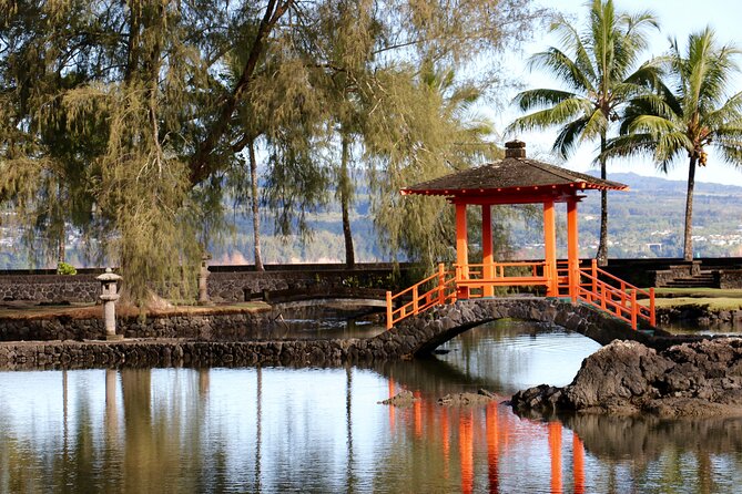 Hilo Shore Excursion: Active Volcano, Lava Tube, Waterfall and Gardens - The guides matter, and the stories are part of the value
