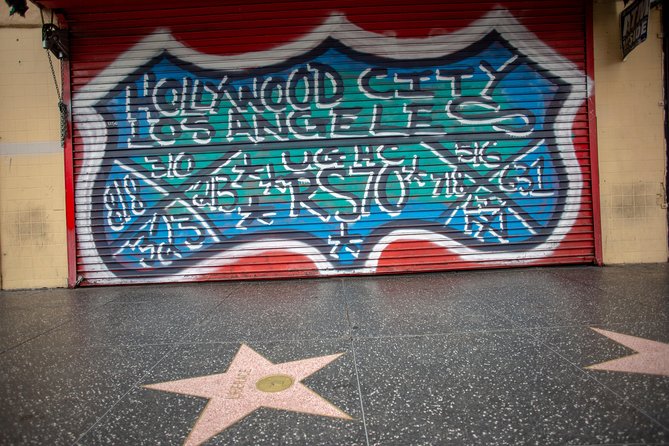 Hollywood Open Bus Tours - Beverly Hills Sign Photo Stop and the Restroom Break That Everyone Appreciates