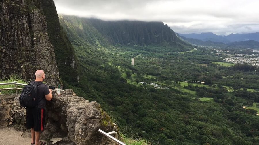 Honolulu: Oahu Island Full-Day Guided Tour by Bus with Lunch - Byodo-In Temple: Peaceful Japanese Heritage in Hawaii