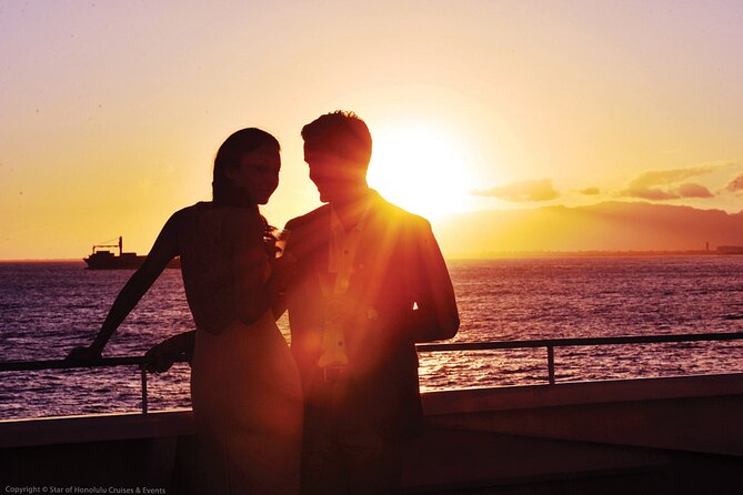 Honolulu: Pacific Star Sunset Dinner Cruise and Show - Live Entertainment: A Fun Show, But Visibility Varies