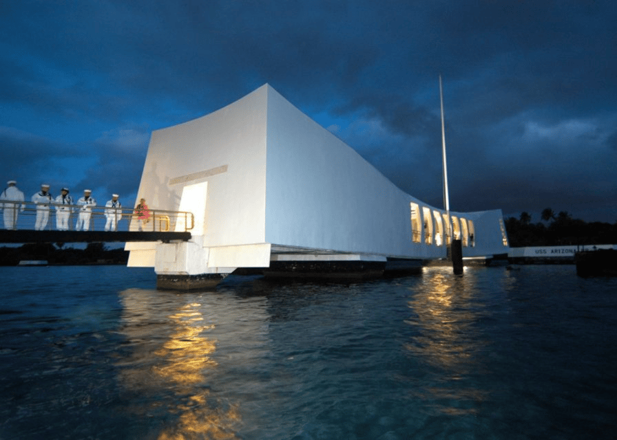 Honolulu: Pearl Harbor USS Arizona Memorial Tour - Visitor Center time: War and Attack, plus a briefing
