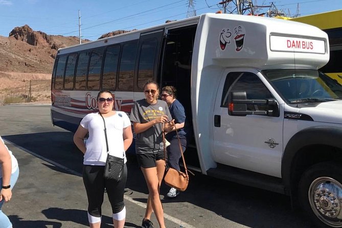 Hoover Dam Comedy Tour with Lunch and Comedy Club Tickets - Walk on the Top: why this 45-minute crossing is the star