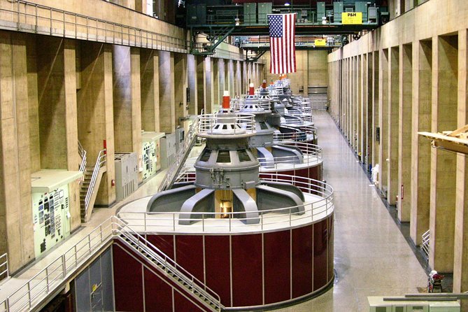 Hoover Dam Comedy Tour with Lunch and Comedy Club Tickets - Boulder City to Henderson: lunch with made-to-order comfort