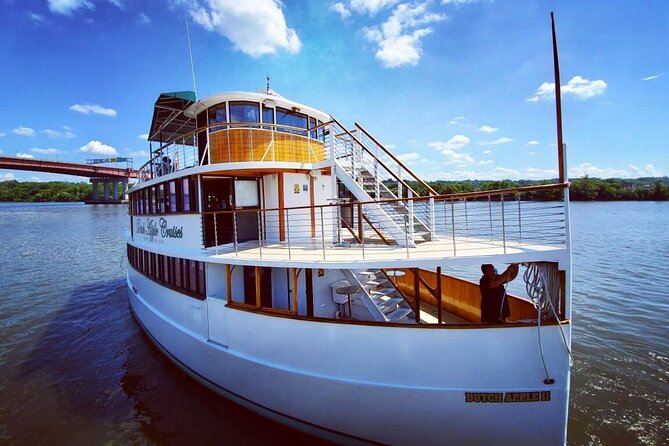 Hudson River Sightseeing Cruise from Albany - Why This Albany Hudson Cruise Works So Well (Even If You Are Short on Time)