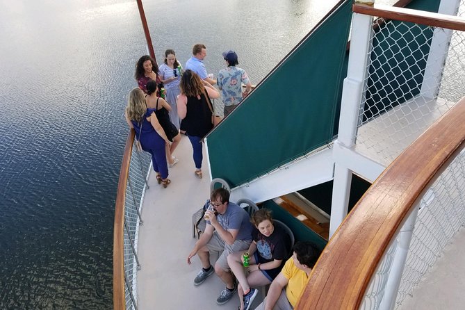 Hudson River Sightseeing Cruise from Albany - Deck Strategy for Views, Sound, and Comfort