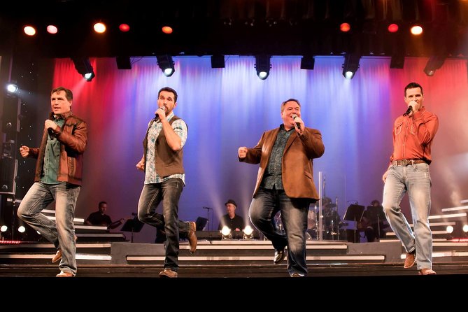 Hughes Music Show in Branson - The 8:00 pm Hughes Brothers Theatre experience