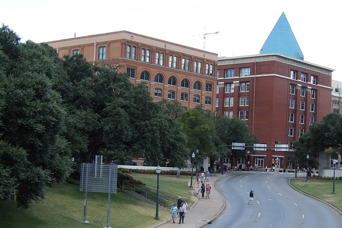 JFK Assassination Tour with JFK Museum and Oswald's Rooming House - Texas Theatre Moment: The Arrest Spot Adds a Sharp Real-World Detail