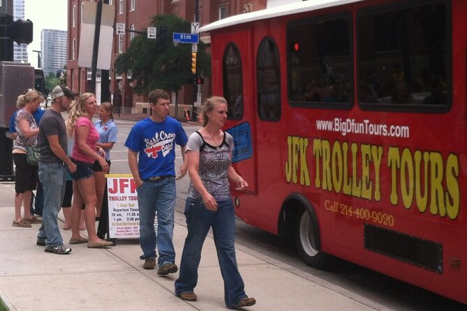 John F. Kennedy Trolley Tour in Dallas - How the trolley audio works, and what to do if it’s loud or hard to hear