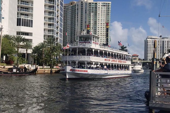 Jungle Queen Riverboat 90-Minute Narrated Sightseeing Cruise in Fort Lauderdale - Boarding at 801 Seabreeze Blvd and Finding Your Place